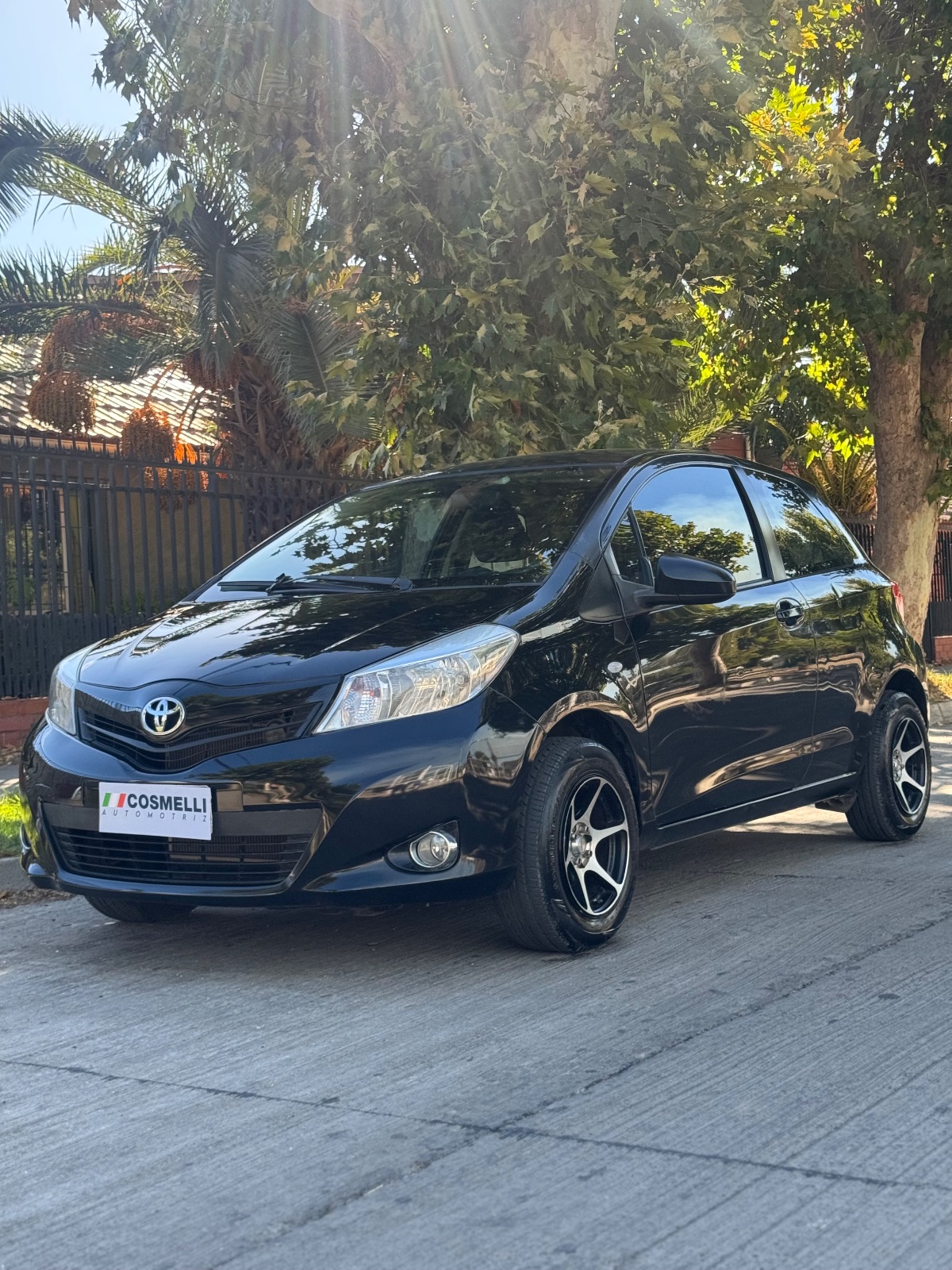 TOYOTA YARIS SPORT 2013 (vendido)